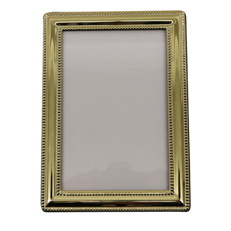 Picture Frame Style 1 Gold 6×4″