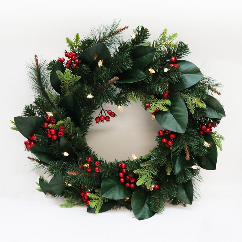 Wreath Magnolia/Berry with Lights 60cm