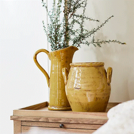 Munro Aged Yellow Jug