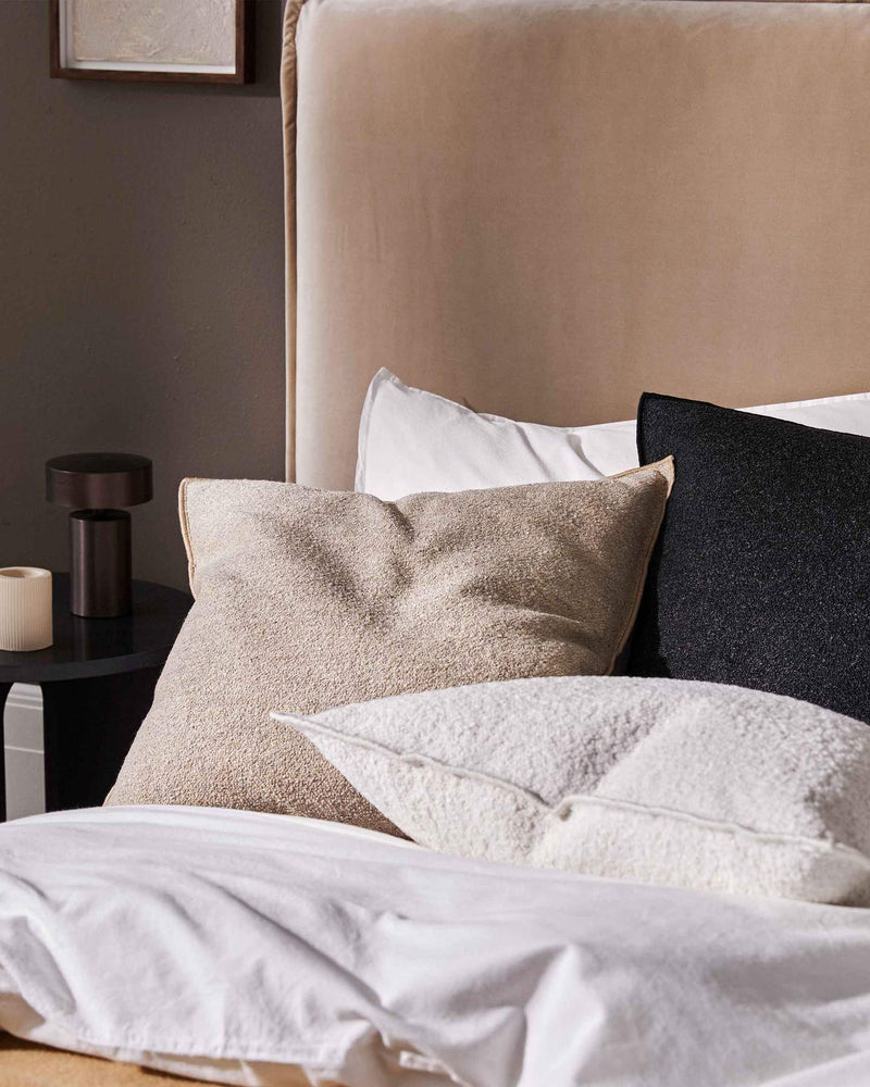 Alberto Cushion