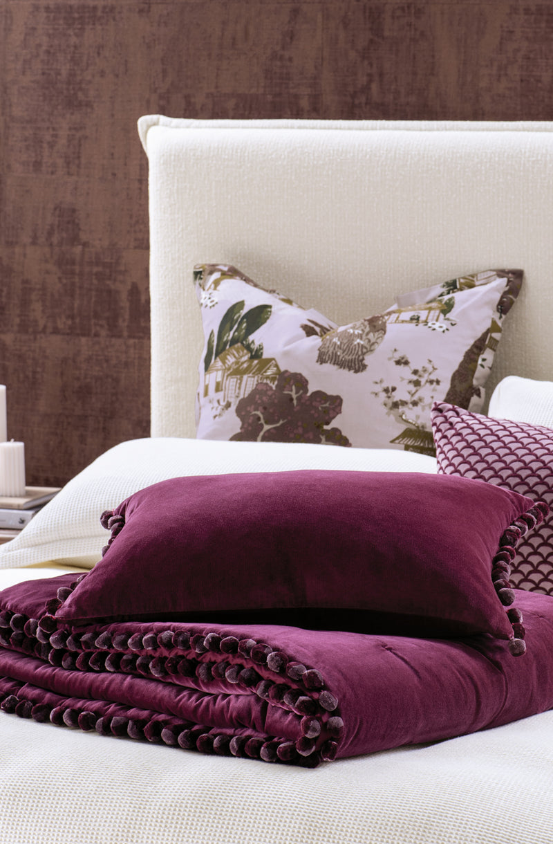 Cerchio Fuchsia Comforter