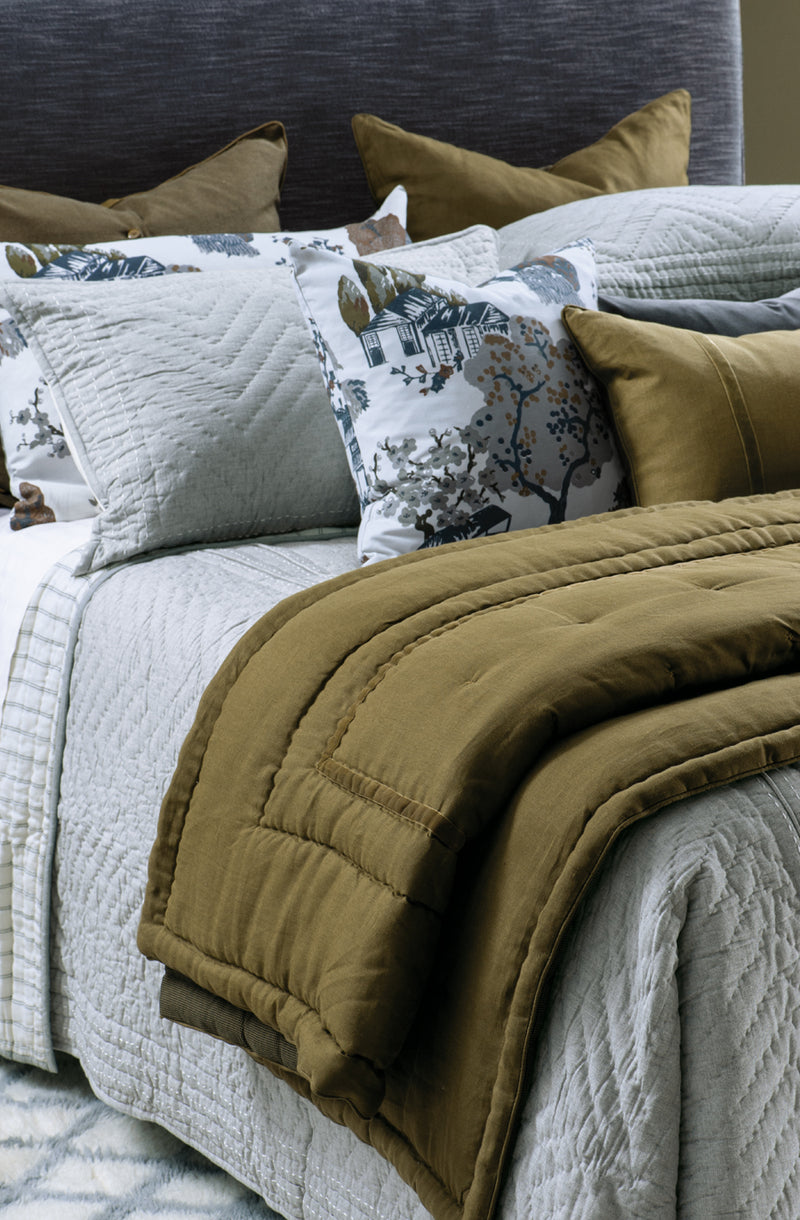 Luchesi Moss Comforter