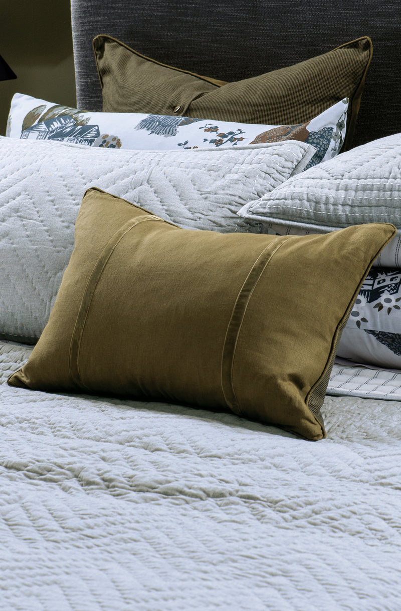 Luchesi Moss Cushion