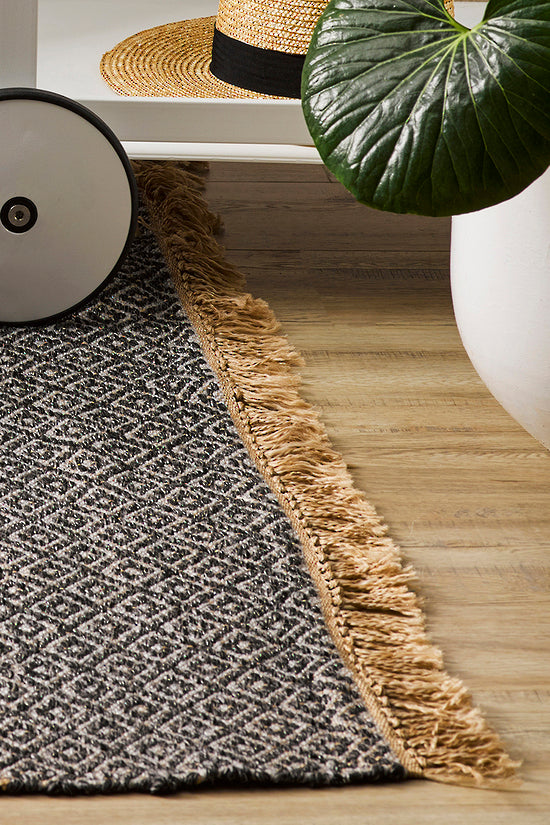 Reef Indoor/Outdoor Floor Rug - Charcoal