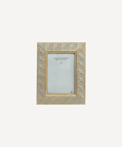 Embossed Leaves Photo Frame