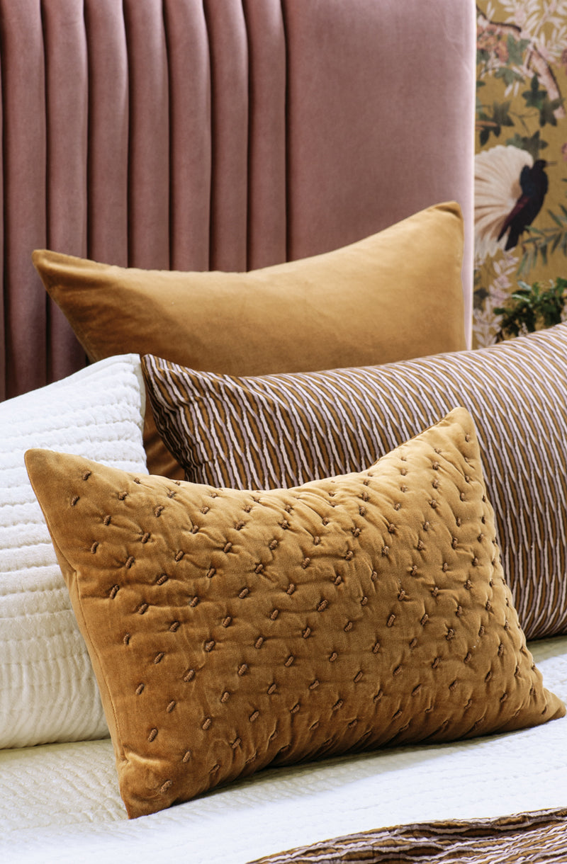 Mica Antique Gold Cushion