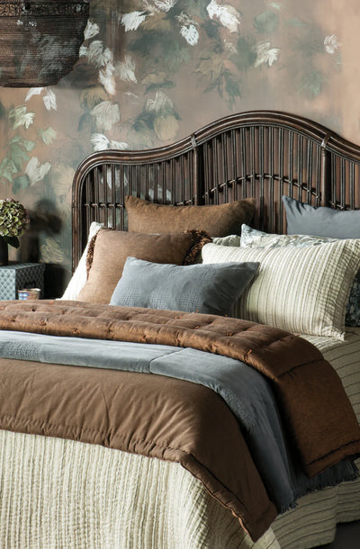Curvare Headboard Brown Wash